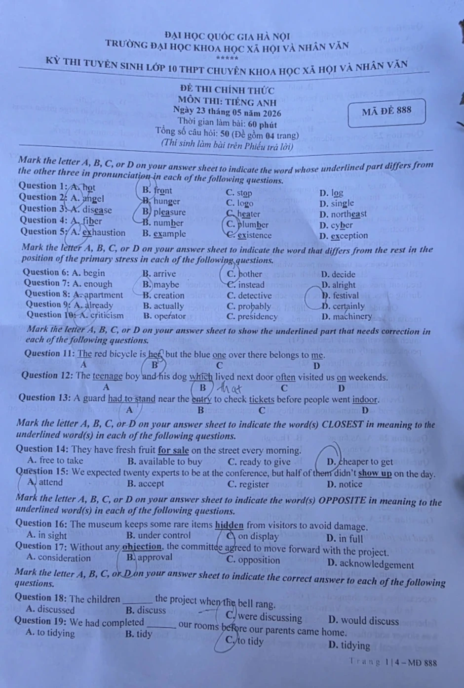 Đề thi Toán, Văn, Anh vào lớp 10 chuyên Khoa học xã hội và Nhân văn Đề thi Toán, Văn, Anh vào lớp 10 chuyên Khoa học xã hội và Nhân văn
