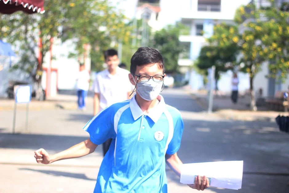 Đề tiếng Anh thi lớp 10 tại Hà Nội: Phân loại cao hơn năm ngoái, phổ điểm 6,5-7,5 Đề tiếng Anh thi lớp 10 tại Hà Nội: Phân loại cao hơn năm ngoái, phổ điểm 6,5-7,5