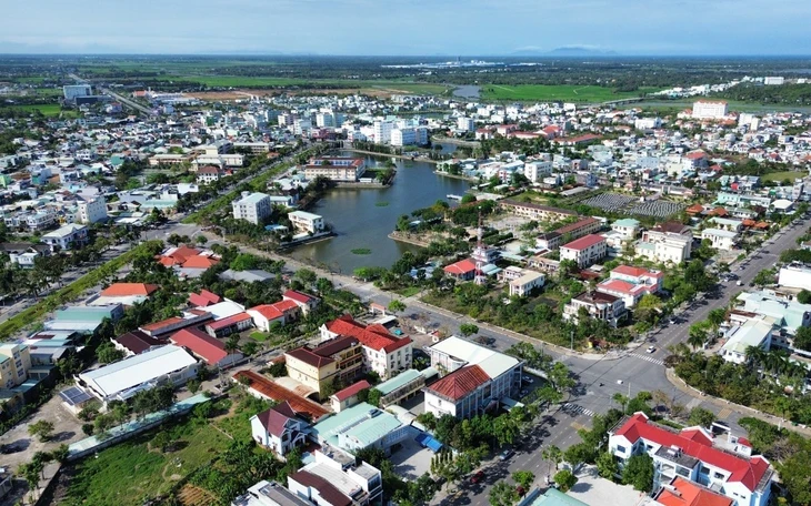 Đề xuất đưa đại học về phía nam Đà Nẵng để giãn dân Đề xuất đưa đại học về phía nam Đà Nẵng để giãn dân