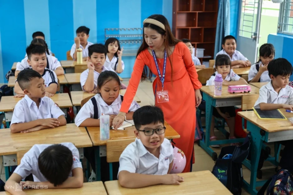Đề xuất rút ngắn một năm cho sinh viên trái ngành làm giáo viên Đề xuất rút ngắn một năm cho sinh viên trái ngành làm giáo viên