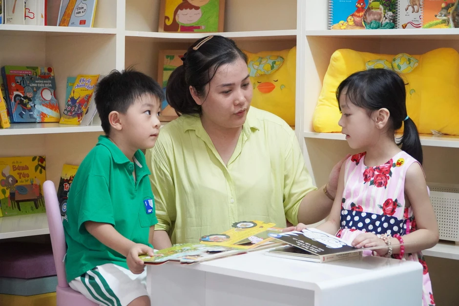 Đề xuất tăng lương giáo viên mầm non, kéo dài nghỉ thai sản lên 12 tháng Đề xuất tăng lương giáo viên mầm non, kéo dài nghỉ thai sản lên 12 tháng