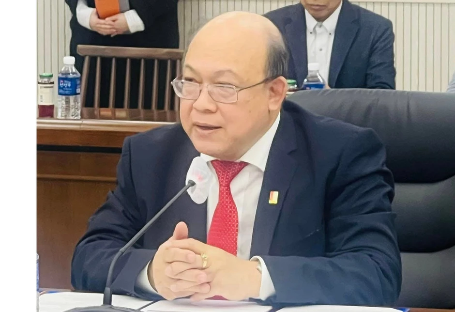 Đề xuất tháo gỡ ‘điểm nghẽn' độc quyền sách giáo khoa Đề xuất tháo gỡ ‘điểm nghẽn' độc quyền sách giáo khoa