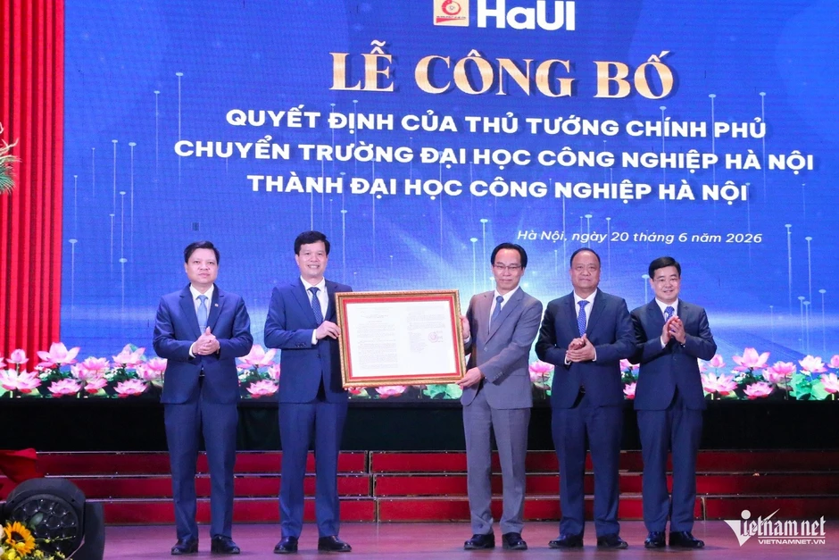 ĐH Công nghiệp Hà Nội công bố ban giám đốc sau khi chuyển thành đại học ĐH Công nghiệp Hà Nội công bố ban giám đốc sau khi chuyển thành đại học