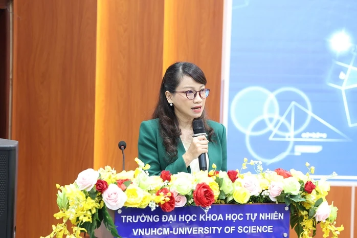 ĐHQG TPHCM đặt mục tiêu đưa đào tạo toán học vào top 100 ĐH thế giới ĐHQG TPHCM đặt mục tiêu đưa đào tạo toán học vào top 100 ĐH thế giới