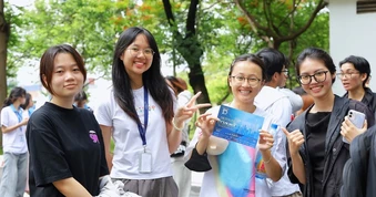 Điểm chuẩn cao nhất Trường đại học Kinh tế-Luật 90,01 điểm