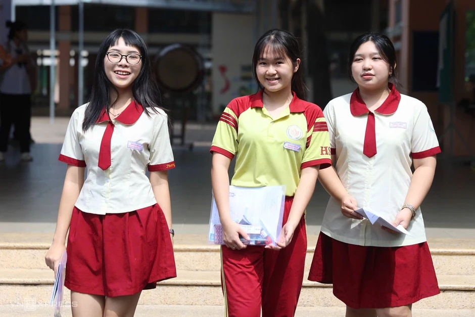 Điểm sàn Đại học Luật TP HCM thấp nhất 16 Điểm sàn Đại học Luật TP HCM thấp nhất 16