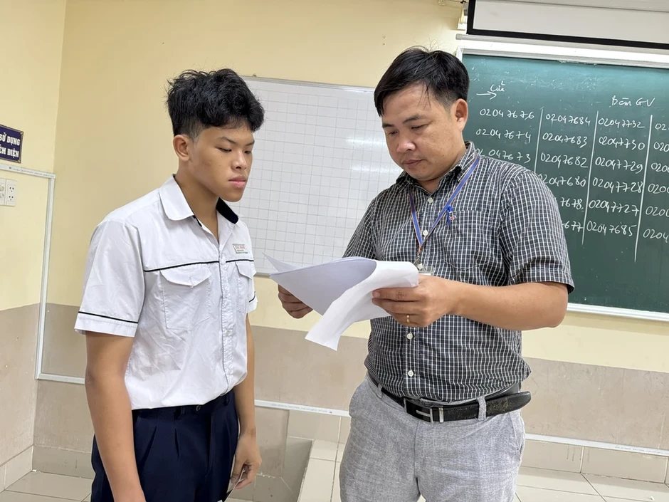 Điểm thi tốt nghiệp THPT 2026 được dùng xét tuyển vào đại học thế nào? Điểm thi tốt nghiệp THPT 2026 được dùng xét tuyển vào đại học thế nào?