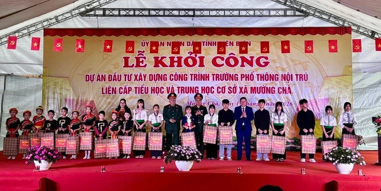 Điện Biên khởi công xây dựng 5 trường nội trú liên cấp tại biên giới Điện Biên khởi công xây dựng 5 trường nội trú liên cấp tại biên giới
