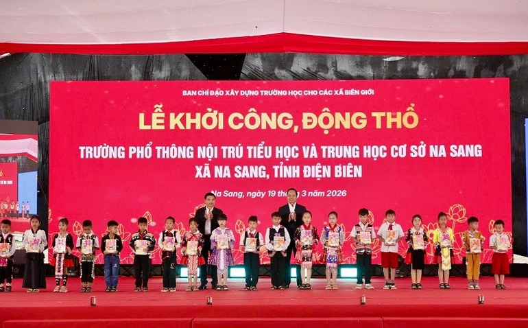 Điện Biên khởi công xây dựng 5 trường nội trú liên cấp tại biên giới Điện Biên khởi công xây dựng 5 trường nội trú liên cấp tại biên giới