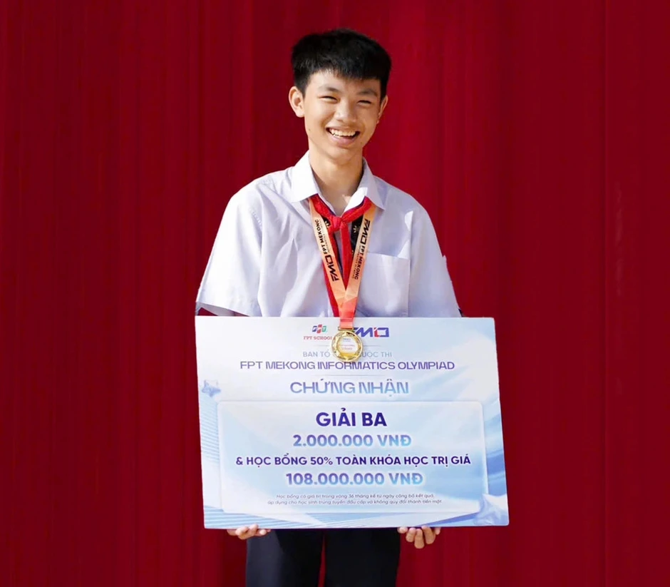 Điều đặc biệt ở nam sinh thủ khoa lớp 10 chỉ mất 30 phút làm bài thi chuyên Điều đặc biệt ở nam sinh thủ khoa lớp 10 chỉ mất 30 phút làm bài thi chuyên