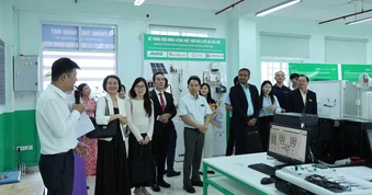 Doanh nghiệp đầu tư tiền tỉ đưa công nghệ 'chuẩn nhà máy' vào trường nghề