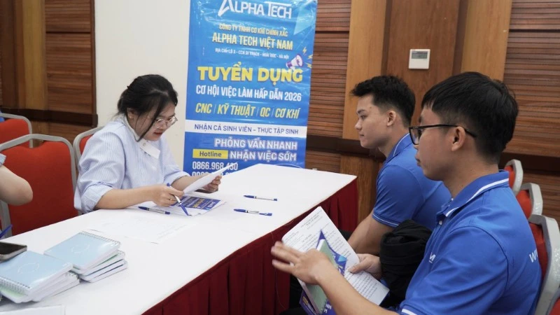 Doanh nghiệp "săn" nhân lực kỹ thuật tại Ngày hội việc làm Doanh nghiệp "săn" nhân lực kỹ thuật tại Ngày hội việc làm