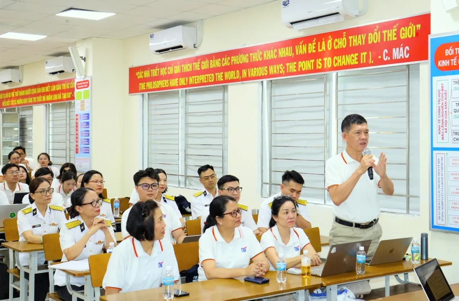 Đột phá nâng cao năng lực ngoại ngữ trong môi trường Quân đội: Học viện Hải quân đẩy mạnh hợp tác chiến lược Đột phá nâng cao năng lực ngoại ngữ trong môi trường Quân đội: Học viện Hải quân đẩy mạnh hợp tác chiến lược