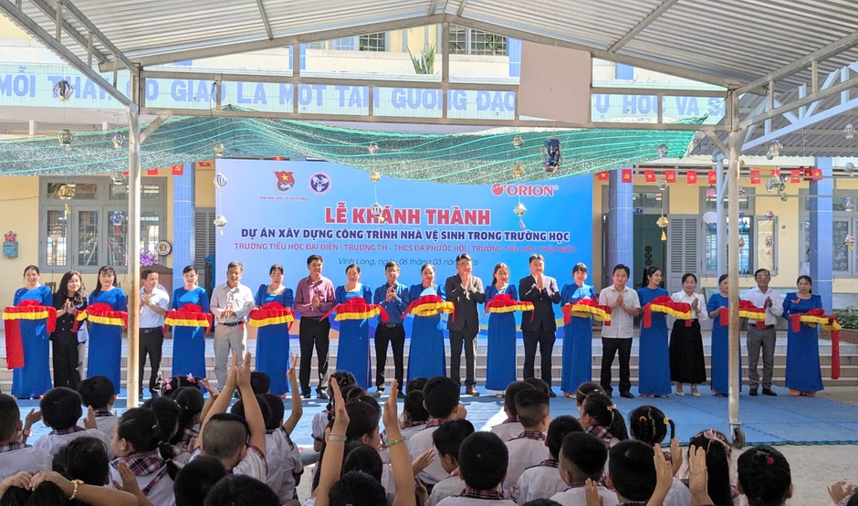 Dự án Nhà Vệ Sinh Học Đường năm thứ 4 - Orion Food Vina tiếp tục mang 'Tình' lan tỏa đến các tỉnh miền Tây Nam Bộ Dự án Nhà Vệ Sinh Học Đường năm thứ 4 - Orion Food Vina tiếp tục mang 'Tình' lan tỏa đến các tỉnh miền Tây Nam Bộ