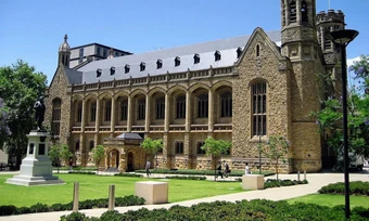 Du học sinh Australia choáng váng vì visa thay đổi 'chóng mặt'