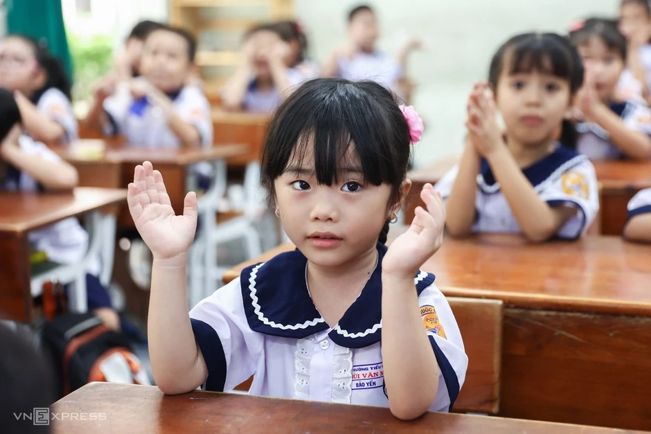 Dự kiến cấm hội phụ huynh thu tiền hộ nhà trường Dự kiến cấm hội phụ huynh thu tiền hộ nhà trường