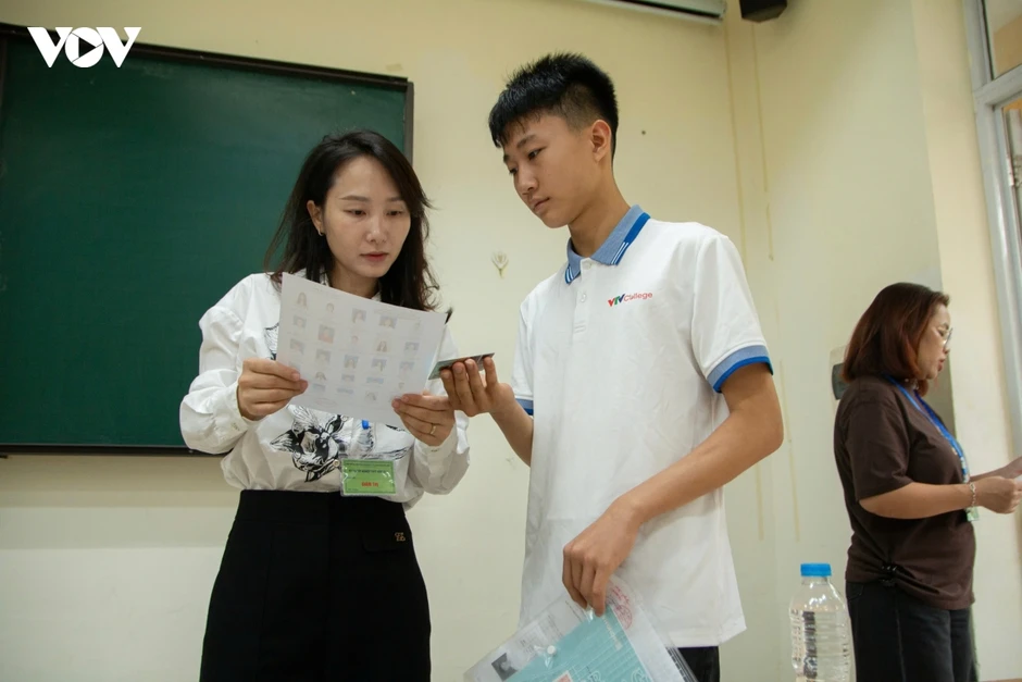 Dữ liệu tuyển sinh ĐH: Hơn 125.000 thí sinh chưa được duyệt minh chứng ưu tiên Dữ liệu tuyển sinh ĐH: Hơn 125.000 thí sinh chưa được duyệt minh chứng ưu tiên