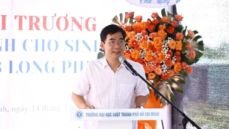 Đưa vào hoạt động ký túc xá theo mô hình xã hội hóa, có sức chứa 500 sinh viên Đưa vào hoạt động ký túc xá theo mô hình xã hội hóa, có sức chứa 500 sinh viên