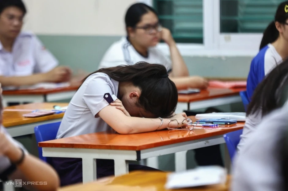 Đường nào cho thí sinh thi tốt nghiệp dưới 15 điểm? Đường nào cho thí sinh thi tốt nghiệp dưới 15 điểm?