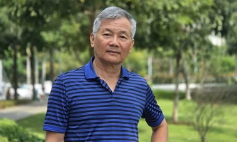 Đường thành phó giáo sư của người lính từng bỏ học lớp 7
