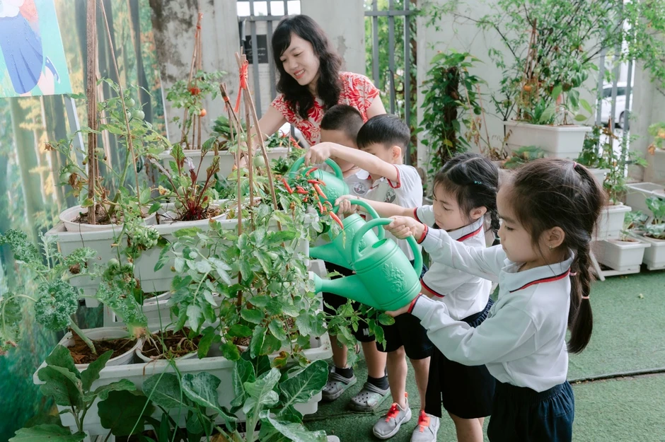 Elmich Việt Nam kiến tạo mô hình vườn ươm lan tỏa lối sống xanh trong học đường Elmich Việt Nam kiến tạo mô hình vườn ươm lan tỏa lối sống xanh trong học đường