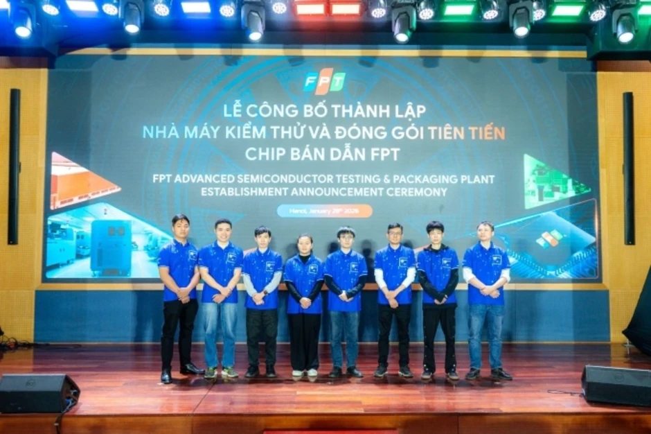 FPT Jetking góp phần đẩy mạnh mục tiêu đào tạo 10.000 kỹ sư bán dẫn FPT Jetking góp phần đẩy mạnh mục tiêu đào tạo 10.000 kỹ sư bán dẫn
