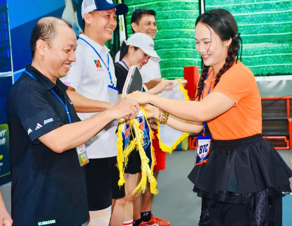 FPT PolySchool tổ chức giải Pickleball toàn quốc kết nối gia đình và nhà trường FPT PolySchool tổ chức giải Pickleball toàn quốc kết nối gia đình và nhà trường