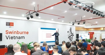 FPT và Swinburne Vietnam đồng tổ chức hội thảo ICIIT 2026, quy tụ các chuyên gia AI từ 14 quốc gia