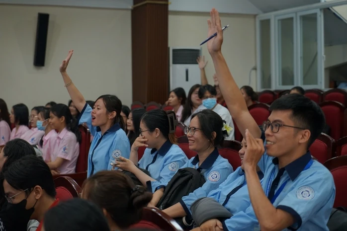 Gần 140 đội với 700 thí sinh tranh tài học sinh, sinh viên giỏi nghề Gần 140 đội với 700 thí sinh tranh tài học sinh, sinh viên giỏi nghề