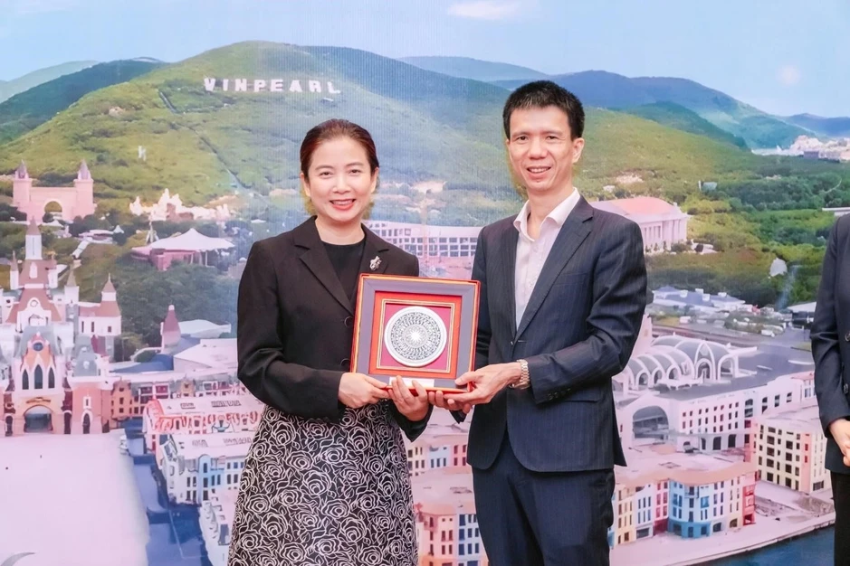 Gắn kết đào tạo với doanh nghiệp, nâng tầm chất lượng nhân lực Gắn kết đào tạo với doanh nghiệp, nâng tầm chất lượng nhân lực