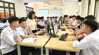 Gắn sắp xếp trường học với đổi mới quản trị
