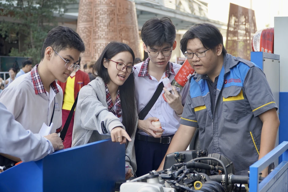 Gen Z chỉ chọn ngành học ra trường có lương cao là thực dụng? Gen Z chỉ chọn ngành học ra trường có lương cao là thực dụng?