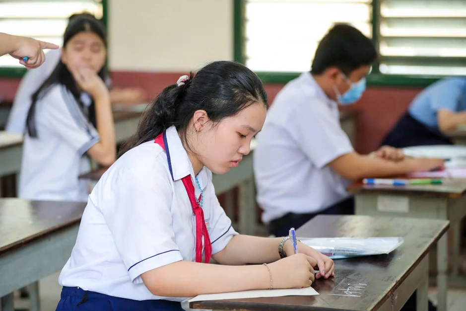 Giải pháp tăng số chỗ học cho học sinh vào lớp 10