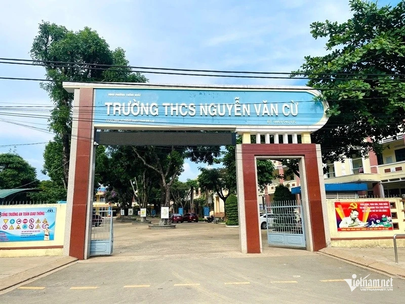 Giảm hàng nghìn trường ở các tỉnh miền Trung, bố trí hiệu trưởng, giáo viên ra sao? Giảm hàng nghìn trường ở các tỉnh miền Trung, bố trí hiệu trưởng, giáo viên ra sao?