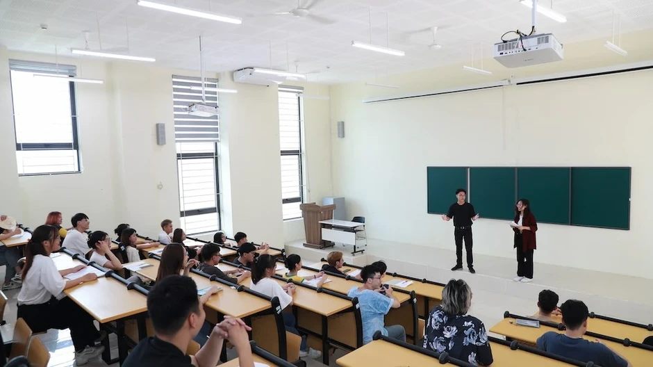 Giảm lý thuyết, tăng thực hành trong chương trình bồi dưỡng chuẩn nghề nghiệp giảng viên