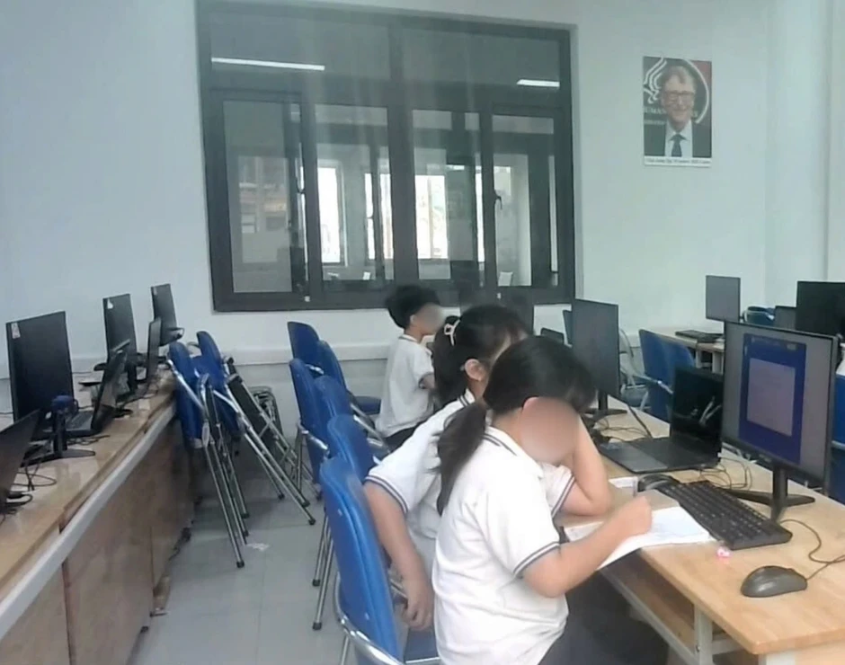 Giám thị nhắc bài cho thí sinh, phát tán đề thi Đấu trường VioEdu