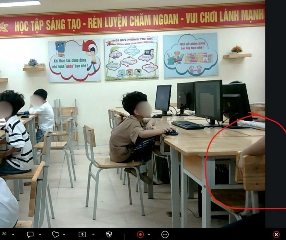 Giám thị nhắc bài cho thí sinh, phát tán đề thi Đấu trường VioEdu