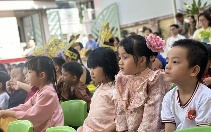 Giáo dục mầm non sẽ chuyển từ chương trình khung sang tiếp cận năng lực