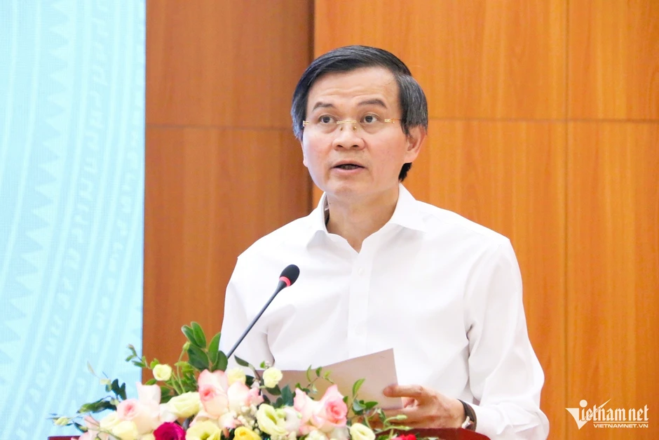 Giáo dục và đào tạo chậm chuyển mạnh sang phát triển tư duy độc lập, sáng tạo Giáo dục và đào tạo chậm chuyển mạnh sang phát triển tư duy độc lập, sáng tạo