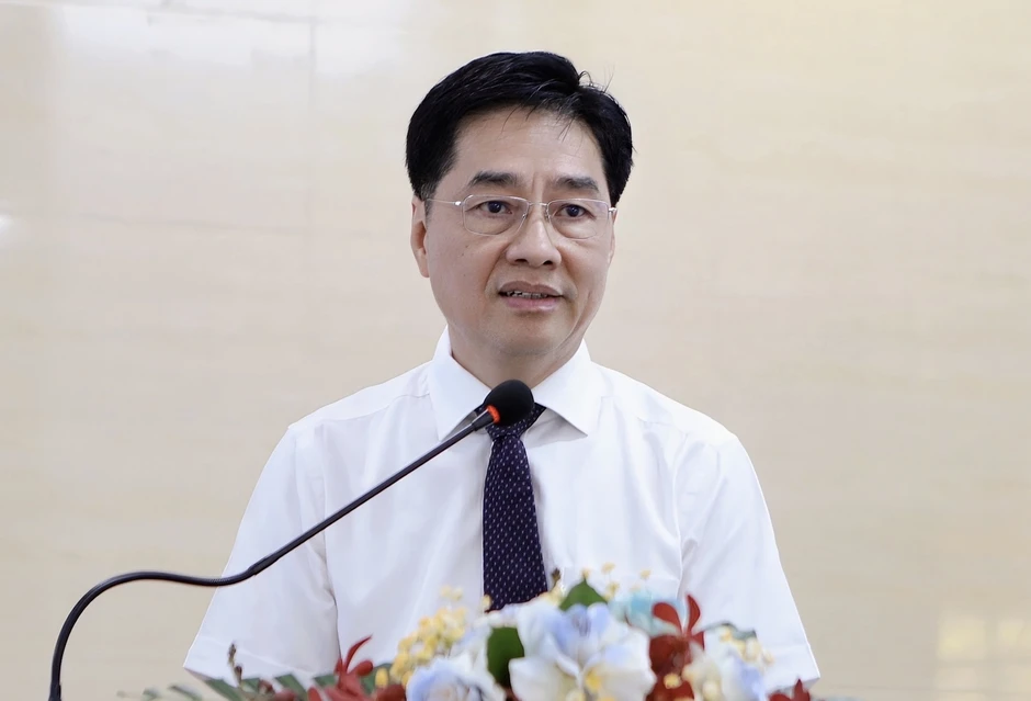 Giáo sư y nổi tiếng ứng cử đại biểu Quốc hội