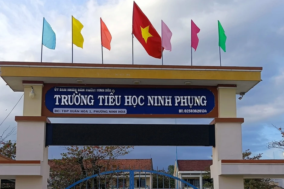 Giáo viên đề xuất bốc thăm luân chuyển, chính quyền không chấp thuận Giáo viên đề xuất bốc thăm luân chuyển, chính quyền không chấp thuận