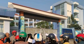 Giáo viên tiểu học ở TPHCM phạt học sinh tự chích kim tiêm vào tay
