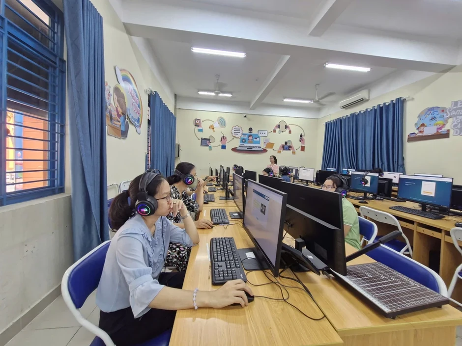 Giáo viên TP.HCM bắt đầu khảo sát năng lực tiếng Anh Giáo viên TP.HCM bắt đầu khảo sát năng lực tiếng Anh