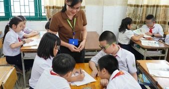 Gỡ nút thắt Thông tư 29 về dạy thêm: Do luật chưa nghiêm hay lương chưa đủ?