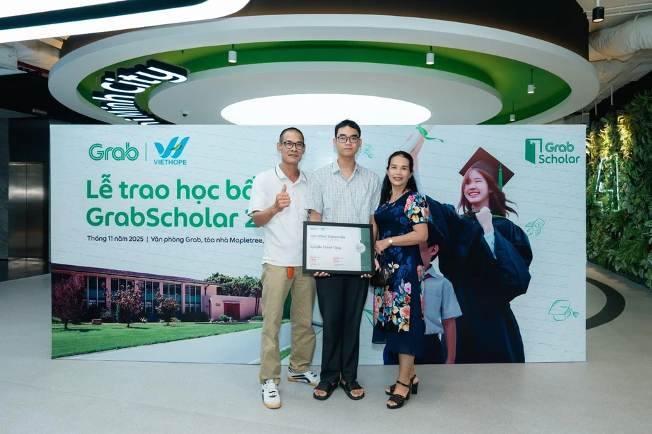 GrabScholar: Thêm nguồn lực, kỹ năng và cơ hội để người trẻ tiến xa hơn GrabScholar: Thêm nguồn lực, kỹ năng và cơ hội để người trẻ tiến xa hơn