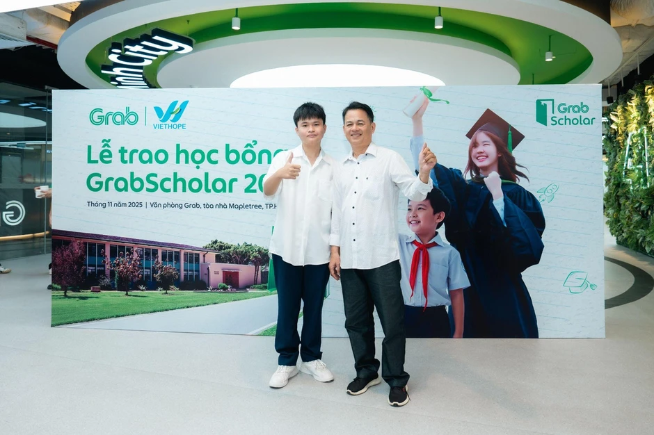 GrabScholar: Thêm nguồn lực, kỹ năng và cơ hội để người trẻ tiến xa hơn GrabScholar: Thêm nguồn lực, kỹ năng và cơ hội để người trẻ tiến xa hơn