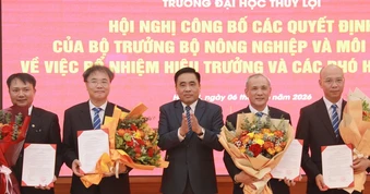 GS Nguyễn Trung Việt được bổ nhiệm giữ chức Hiệu trưởng Trường ĐH Thủy lợi