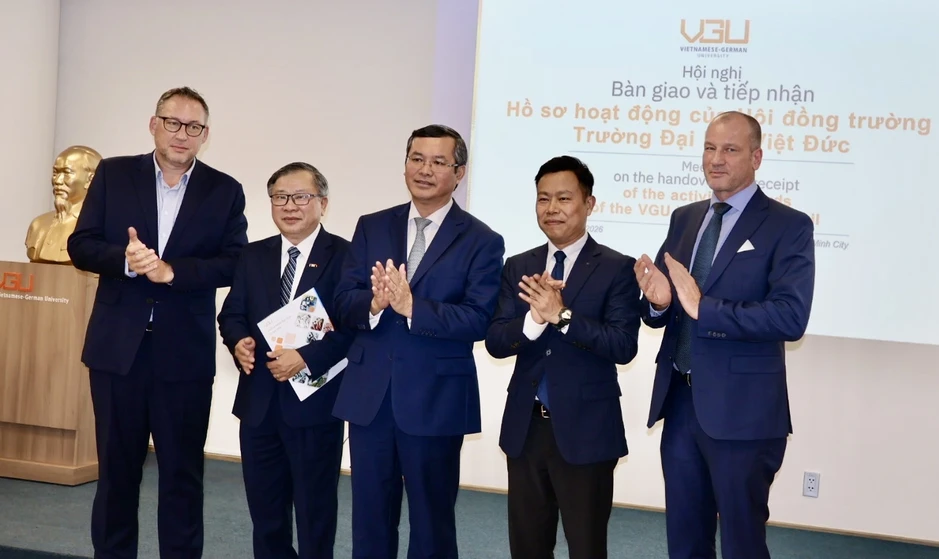 GS-TS Lê Quân, Thứ trưởng Bộ GD-ĐT, làm Chủ tịch Hội đồng Trường ĐH Việt Đức GS-TS Lê Quân, Thứ trưởng Bộ GD-ĐT, làm Chủ tịch Hội đồng Trường ĐH Việt Đức