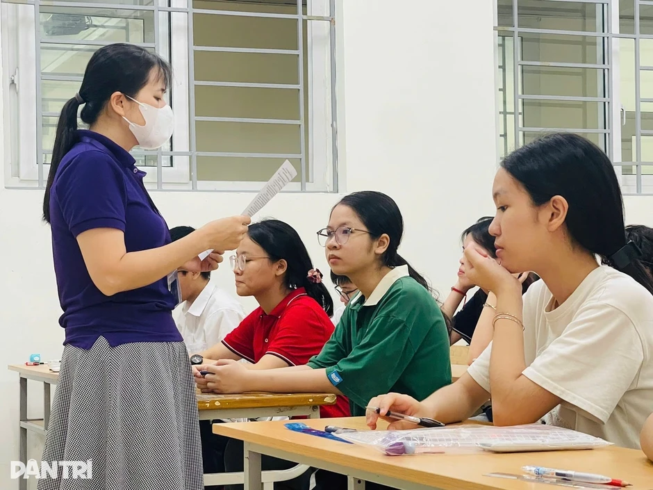 Hà Nội công bố chỉ tiêu lớp 10 công lập, tỷ lệ trúng tuyển 55% Hà Nội công bố chỉ tiêu lớp 10 công lập, tỷ lệ trúng tuyển 55%