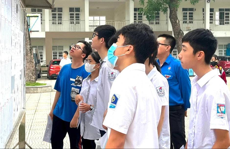 Hà Nội đặt mục tiêu 3 - 5 vạn dân sẽ có một trường THPT công lập Hà Nội đặt mục tiêu 3 - 5 vạn dân sẽ có một trường THPT công lập